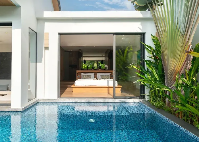 Cozy Pool Villa Naiyang Beach Phuket