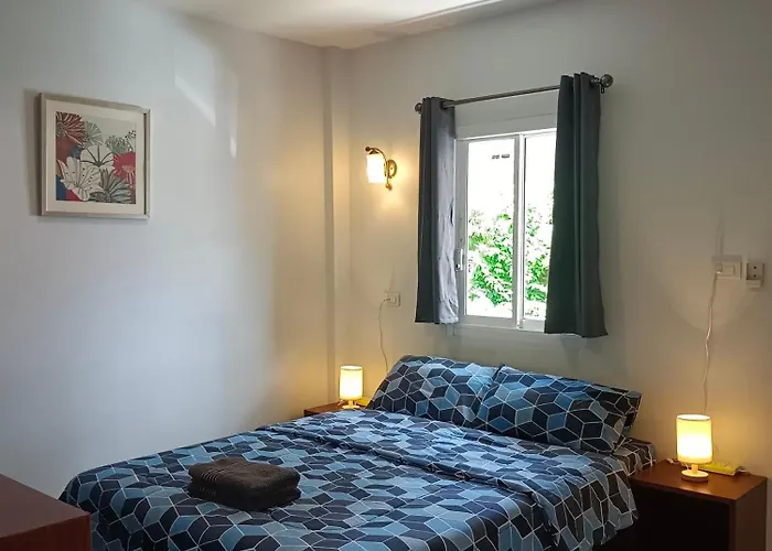 Cozy Apartment In Bang Tao 1 Phuket admite animales