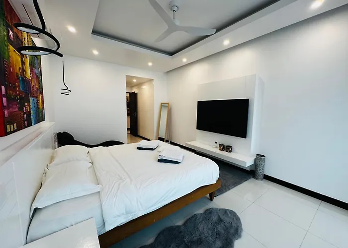 The Sunrise Ocean Villa 22 Phuket
