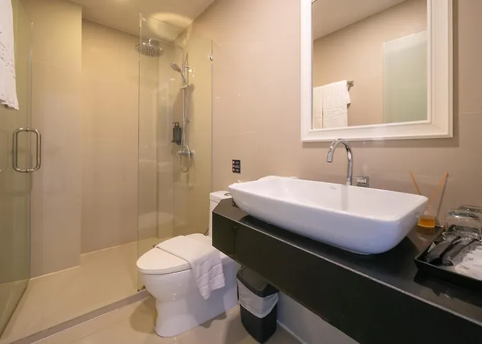 Hoteles cerca de Kathu Waterfall