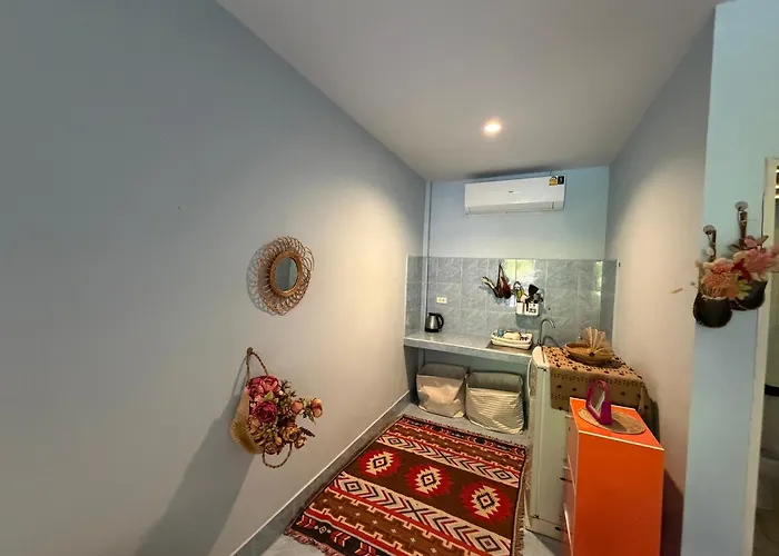 Bohemian Apartment At Ya Nui Beach Phuket acceptant les animaux